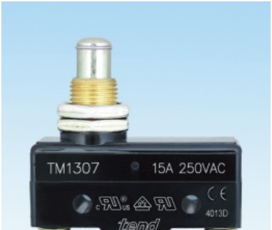 TM-1307 面板安裝柱塞微動開關